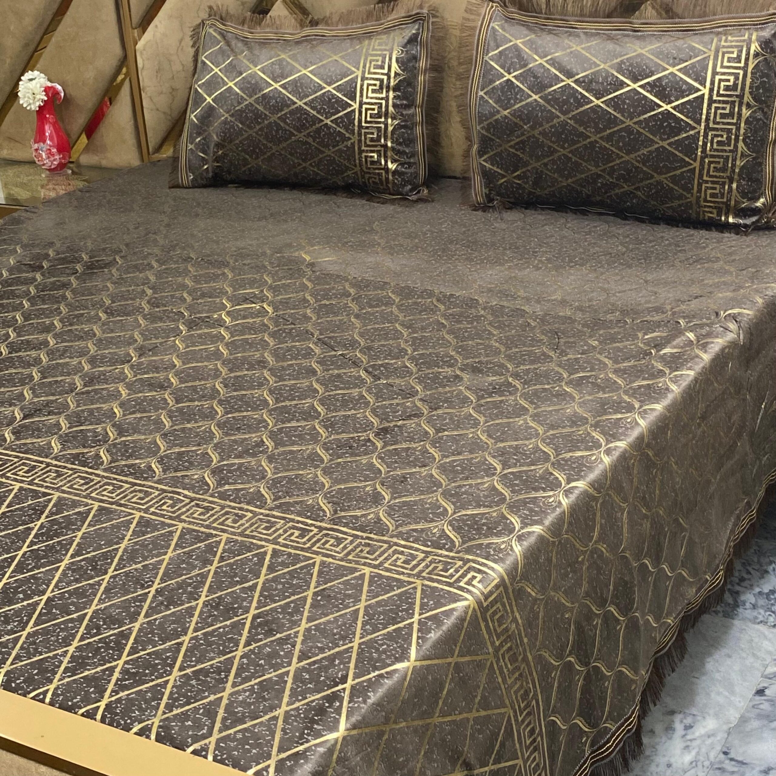 3PC Texture Velvet Bedsheet 😍 – Chocolate Brown