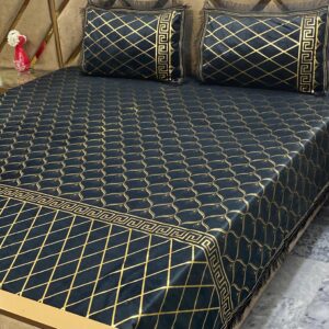 3PC Texture Velvet Bedsheet 😍 – Black