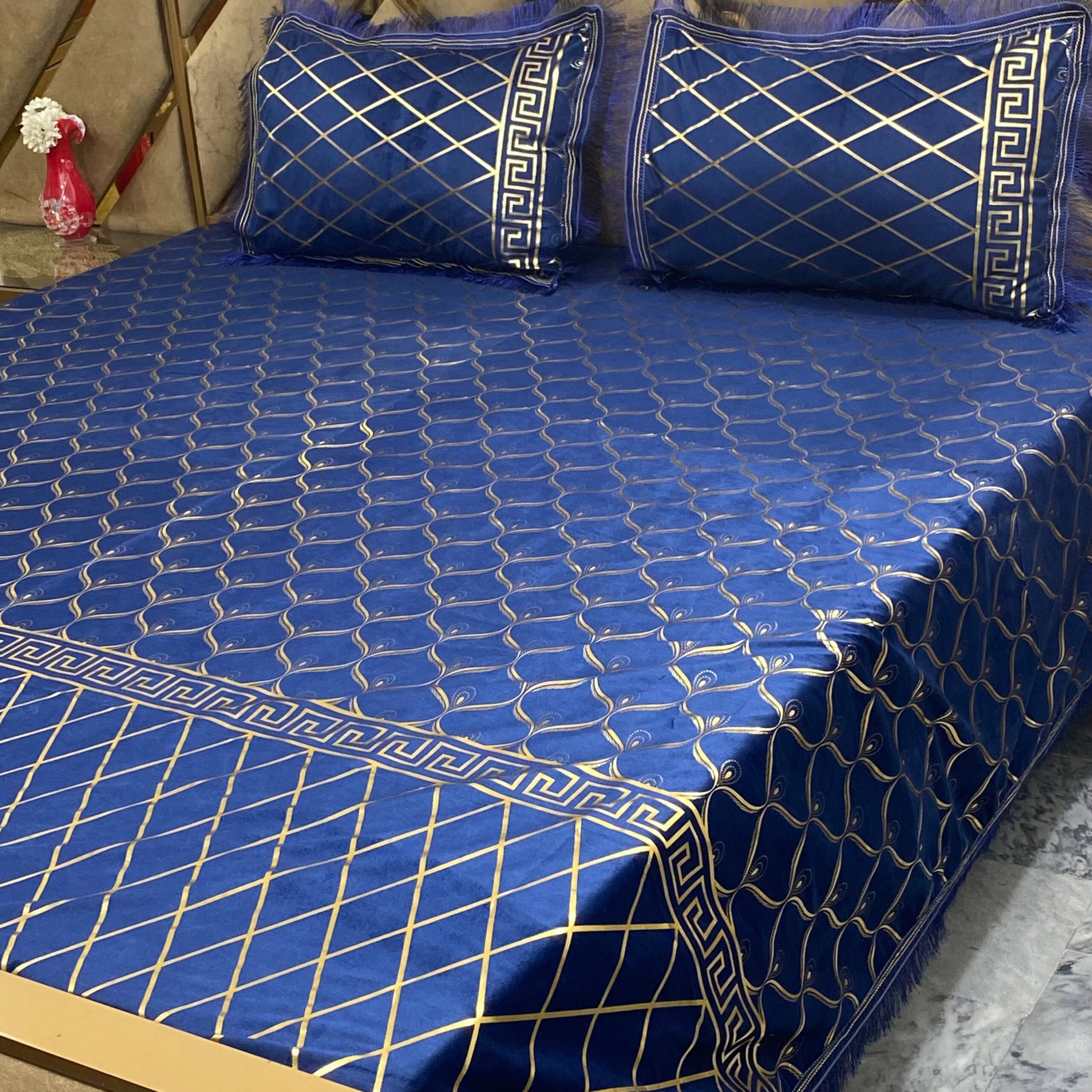 3PC Texture Velvet Bedsheet 😍 – Navy Blue