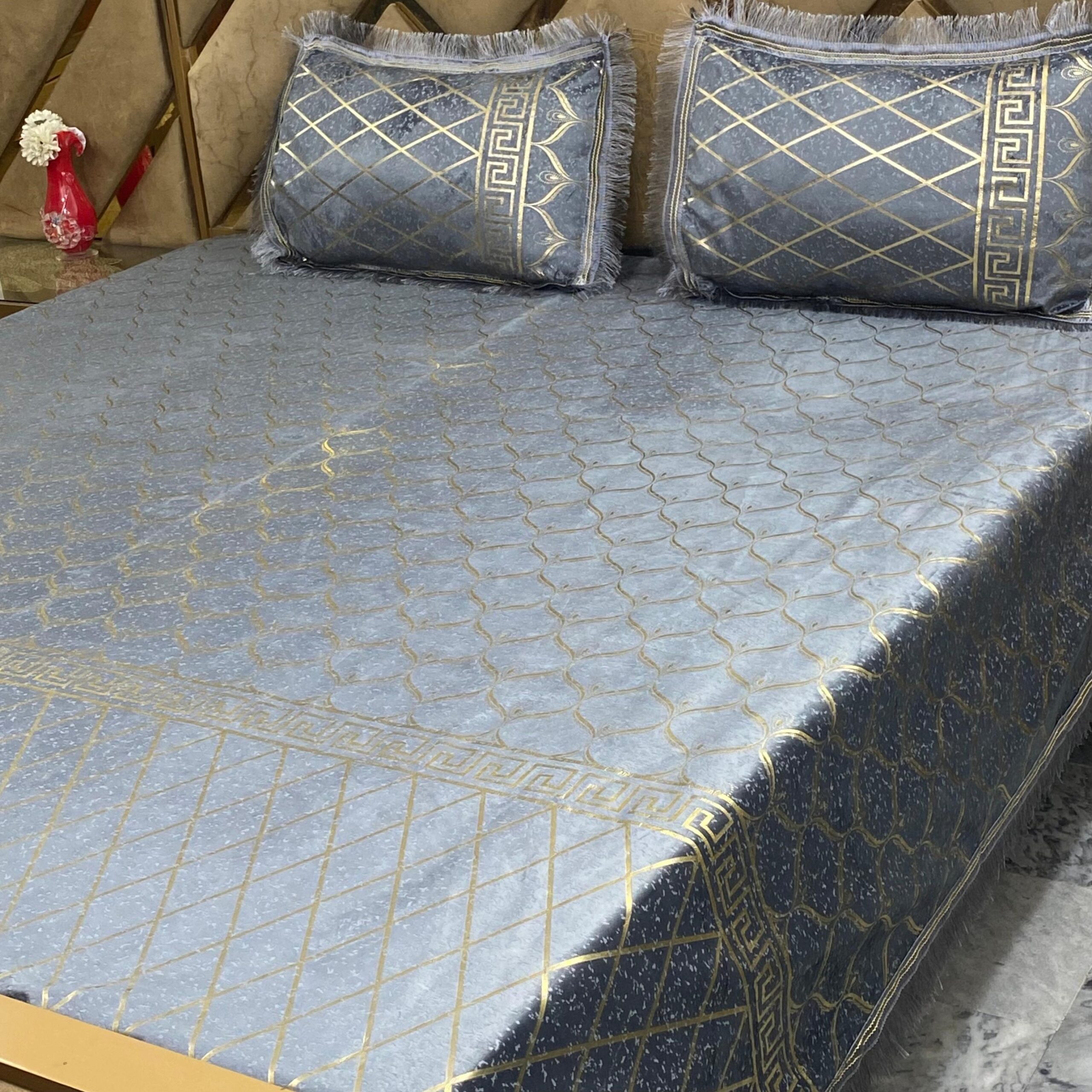3PC Texture Velvet Bedsheet 😍 – Silver Grey