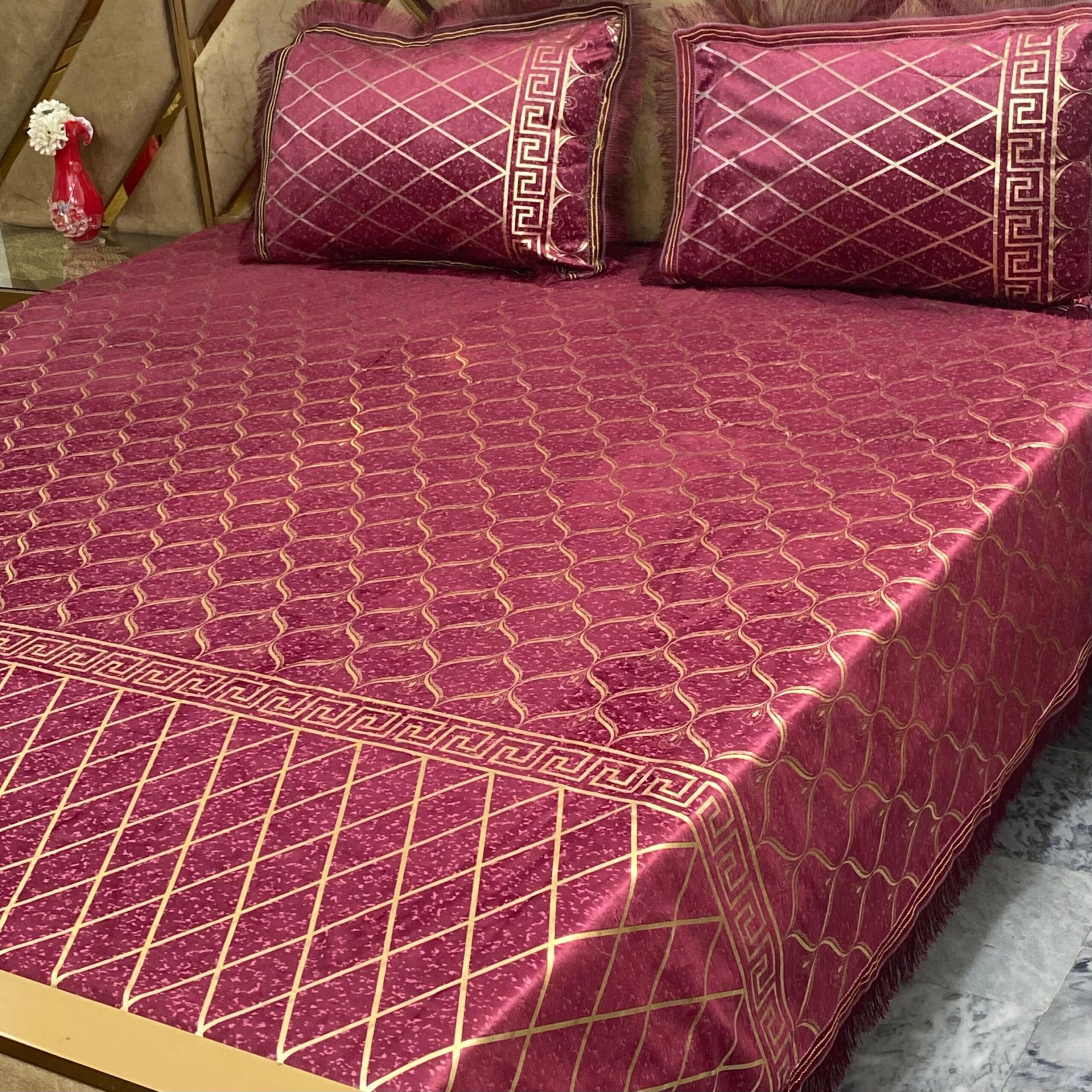 3PC Texture Velvet Bedsheet 😍 – Wine Maroon